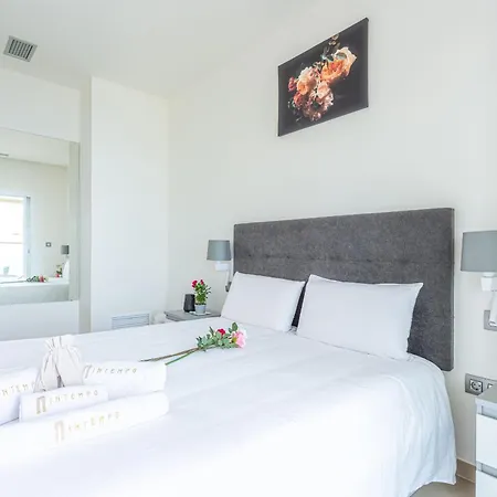 Intempo By Holuxe - 272 - 27th Floor Apartman *